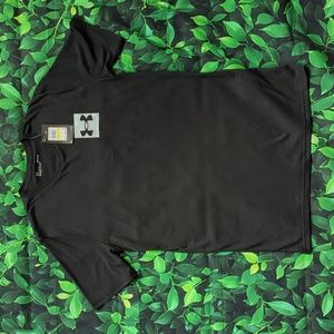 NWT Men's Black and White Medium Under Armour Loose Fitting T-Shirt